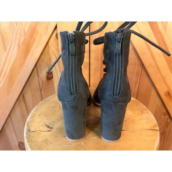 SODA Suede Laced Up Heels Olive Size 7.5 - Picture 4 of 8